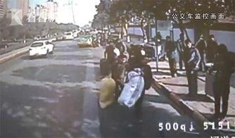 兰溪网友爆料事件视频最新,视频揭露惊人真相，网友热议不断